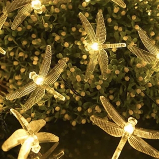 Solcelle lyskæde med guldsmede - varmt hvidt lys - 5 m 20 lys